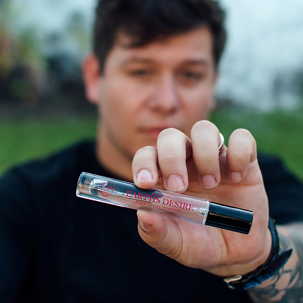 Eye of Love Bloom Attract Her Pheromone Parfum Earth's Desire 0.34 oz.