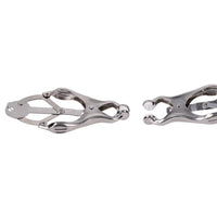 Edge Tuggable Clover Nipple Clamps for Intense Play