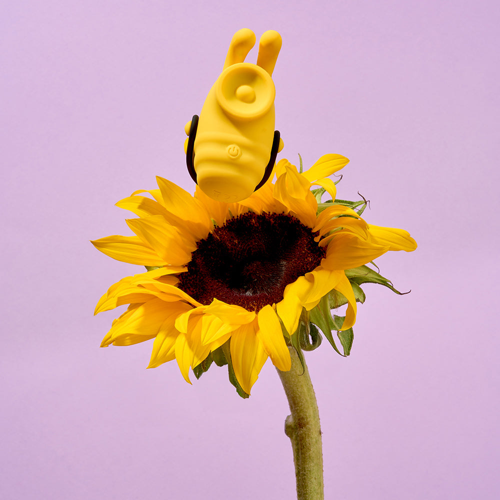 Camtoyz Bumble Bee Clitoral Thumper